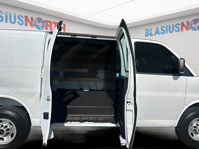 Used 2025 White GMC Work Van image 38