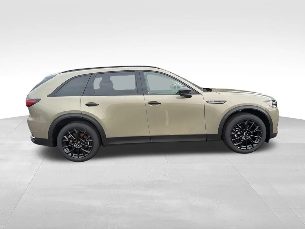 New 2026 Zircon Sand Metallic Mazda 3.3 Turbo Premium image 7