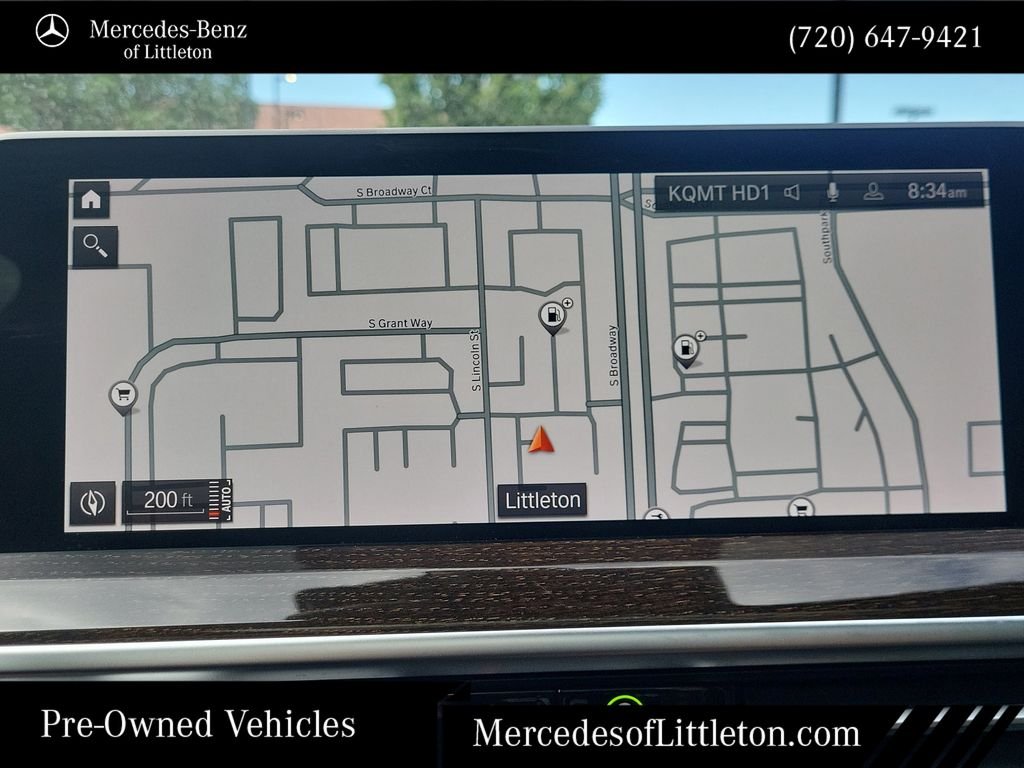 Used 2022 White BMW sDrive30i image 17