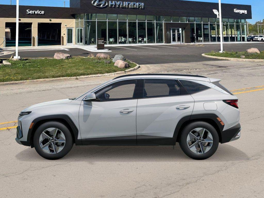 New 2026 White Hyundai SEL AWD image 3
