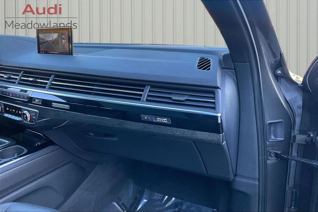 Used 2019 Gray Audi 55 Prestige image 26