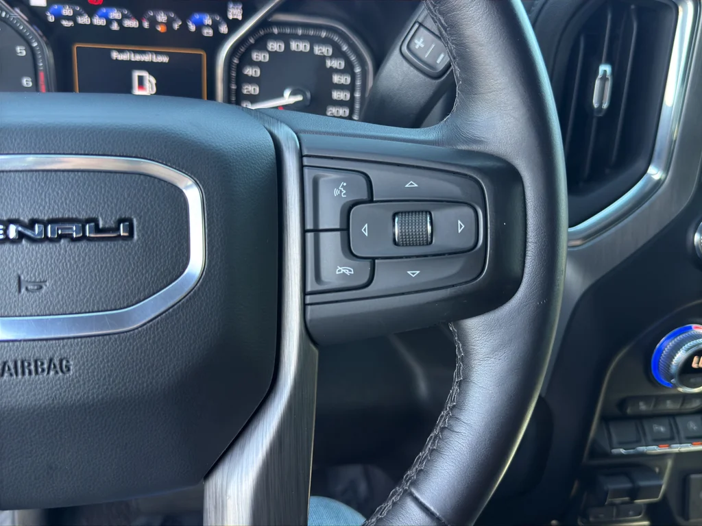 Used 2021 Onyx Black GMC Denali image 24