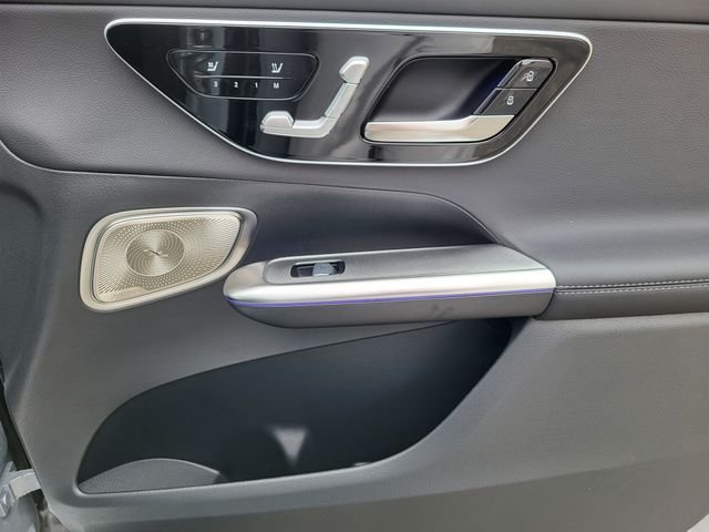 New 2026 Cirrus Silver Metallic Mercedes-Benz GLC 300 image 16