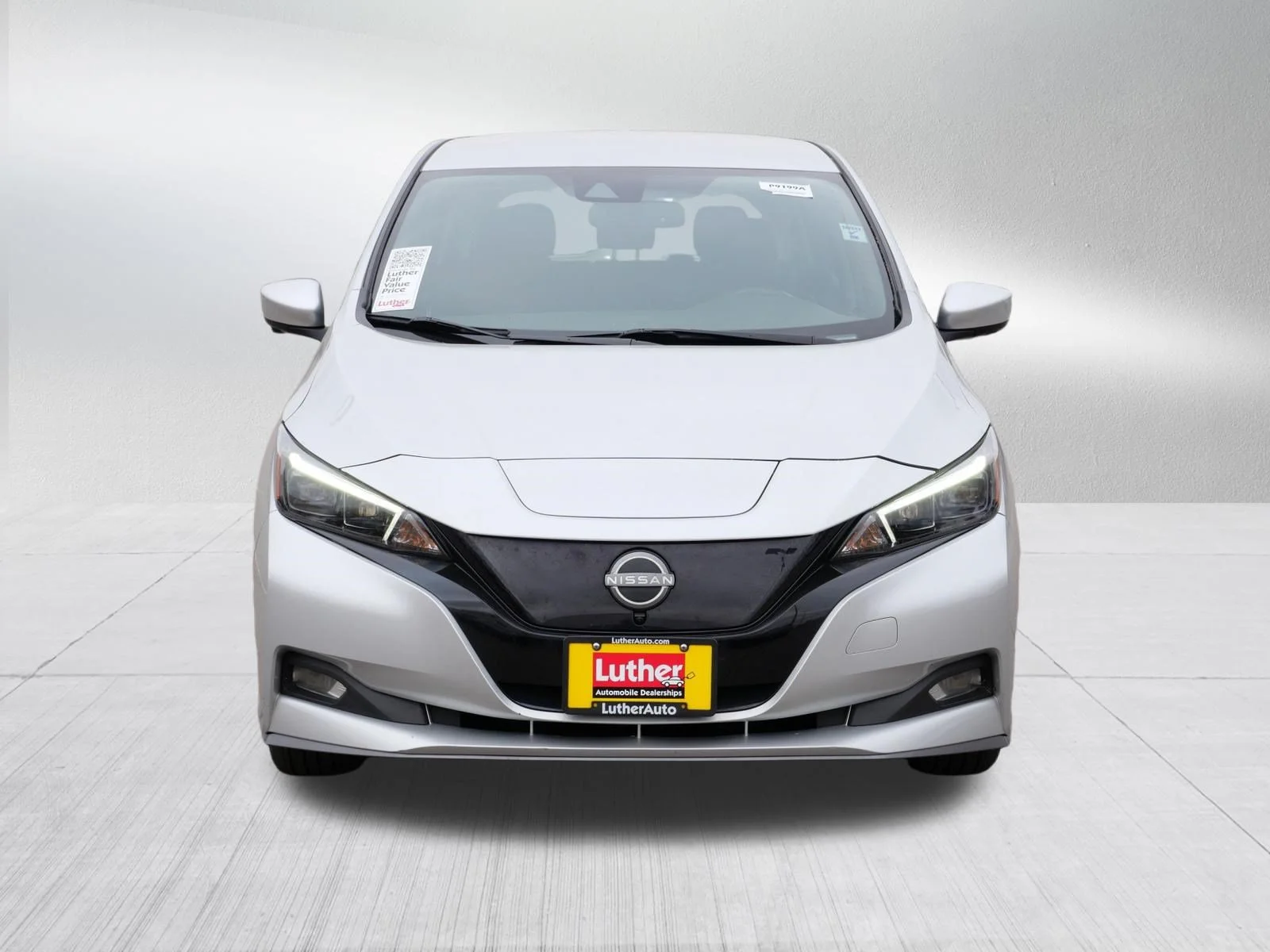 Used 2023 Nissan Leaf SV Plus with VIN 1N4CZ1CV4PC553653 for sale in Minneapolis, MN