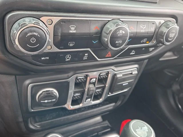 Used 2021 Gray Jeep Unlimited Sahara image 23