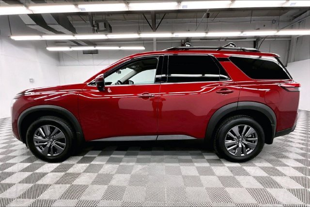 Used 2023 Scarlet Ember Tintcoat Nissan SV image 14