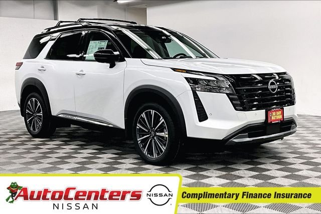 2026 Nissan Pathfinder Platinum 4WD's photo