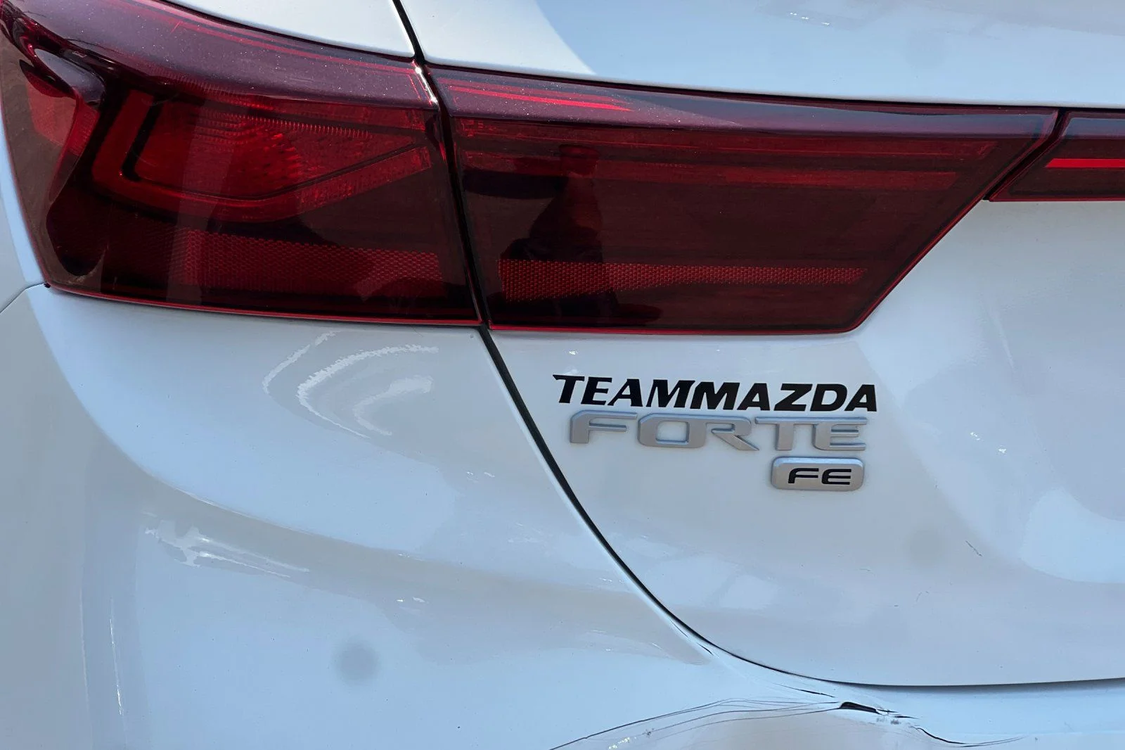 Used 2024 White Kia LX image 22