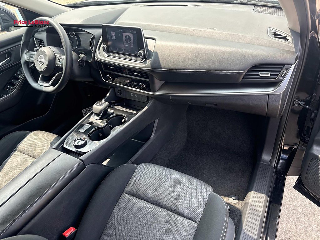 Used 2024 Super Black Nissan SV image 12
