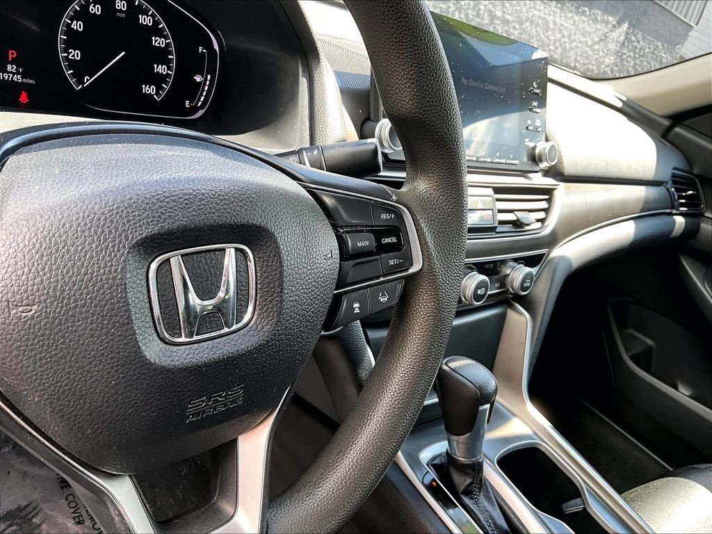Used 2019 Silver Honda LX image 20