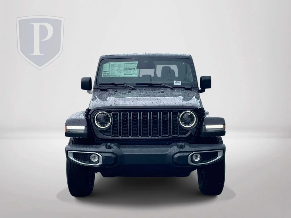New 2026 Black Clear-Coat Exterior Paint Jeep Sahara image 3