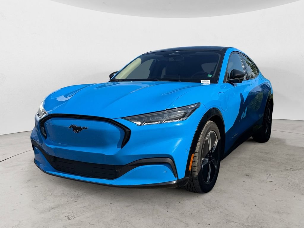2023 Ford Mustang-Mach-e Premium's photo