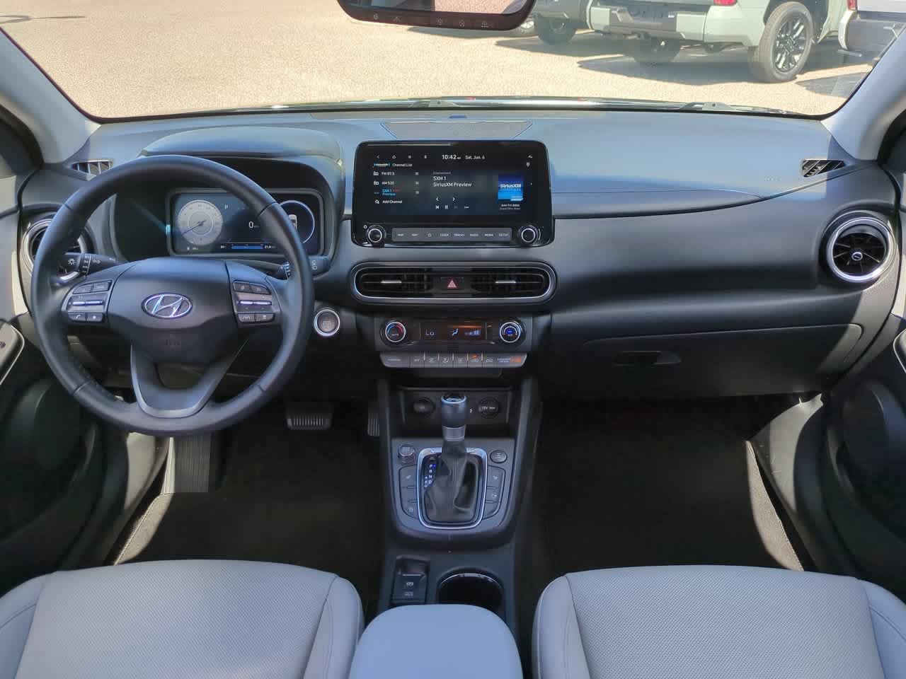 Used 2023 Abyss Black Pearl Hyundai Limited image 14