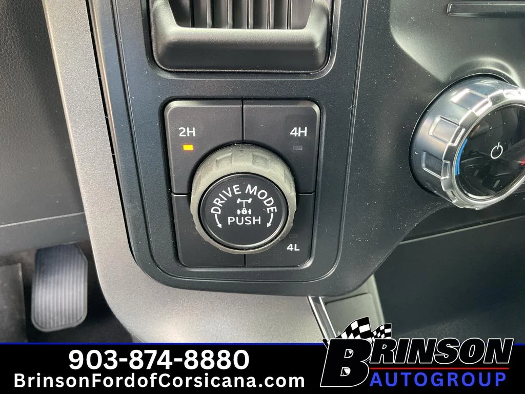 New 2026 Carbonized Gray Metallic Ford XLT image 16