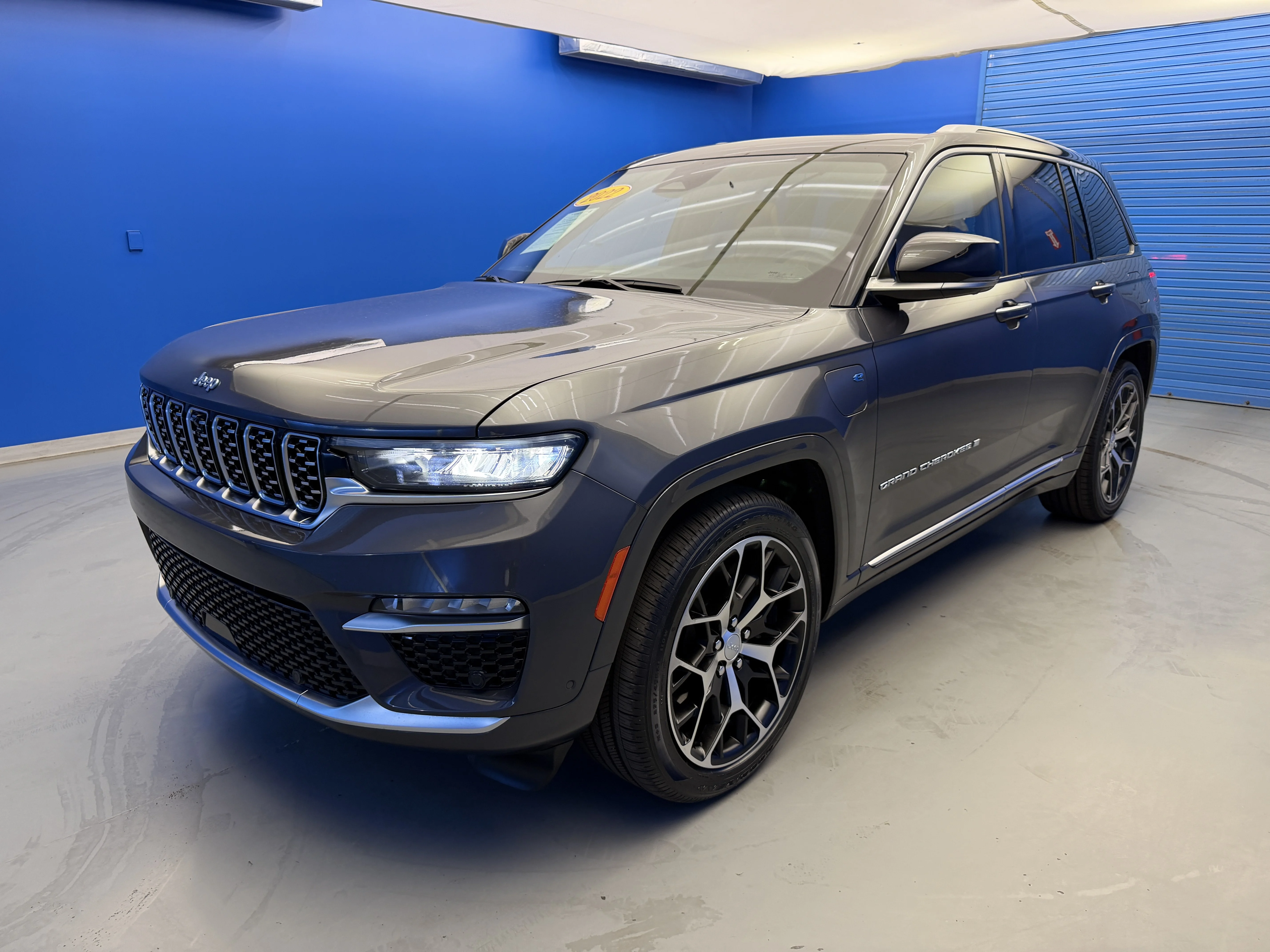 Used 2022 Baltic Gray Metallic Clearcoat Jeep Summit Reserve image 4