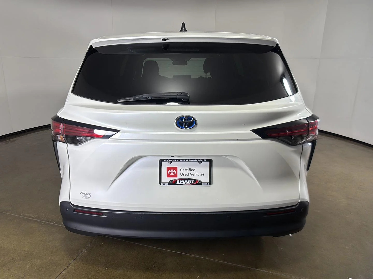 Certified Used 2021 Blizzard Pearl Toyota XLE image 11
