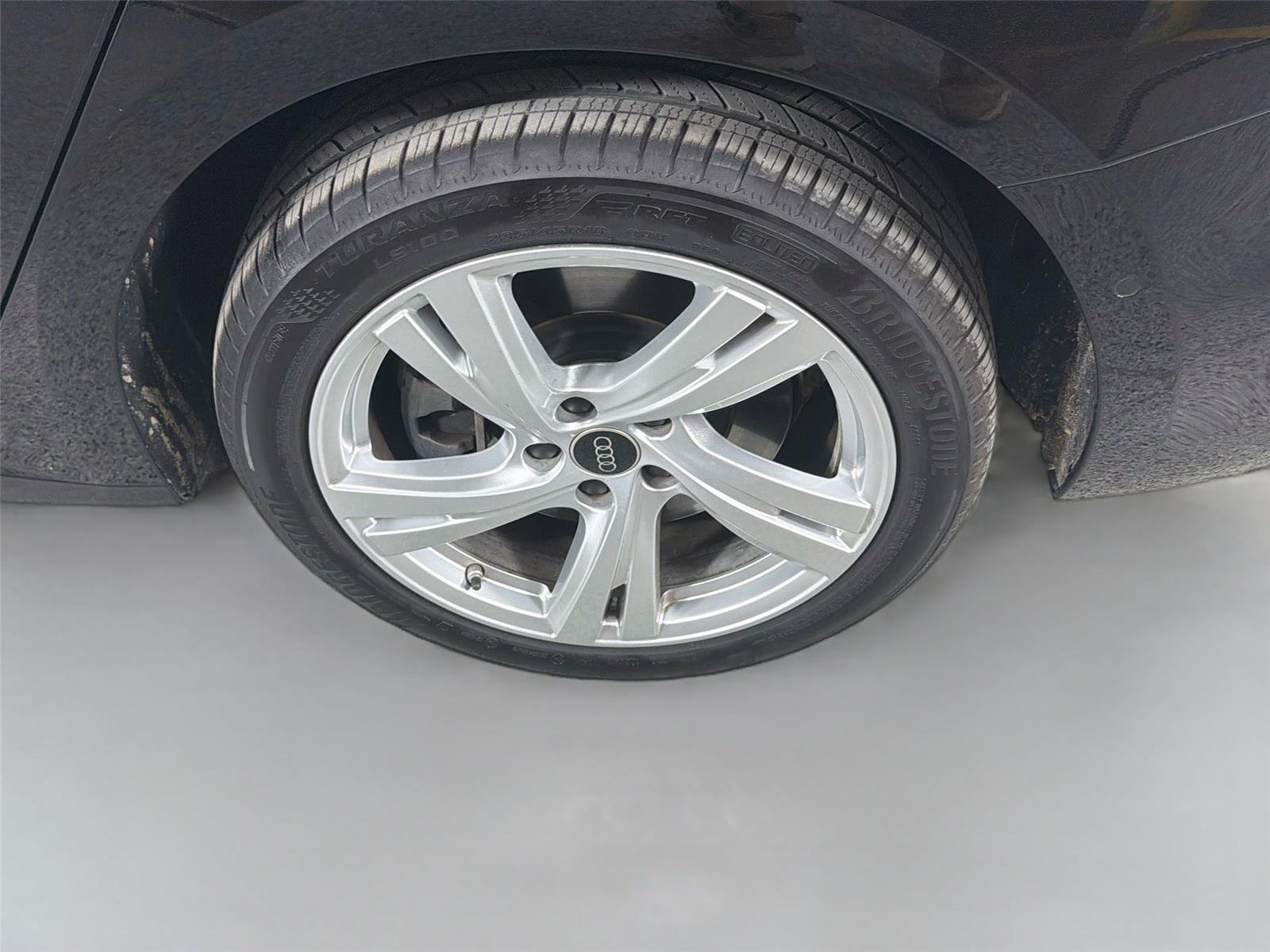 Used 2025 Black Audi Premium Plus image 31