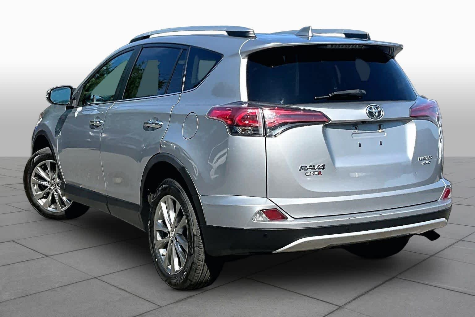 Used 2016 Silver Sky Metallic Toyota Limited image 22