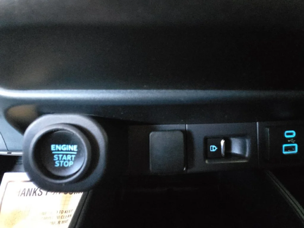 Used 2024 White Ford Lariat image 26