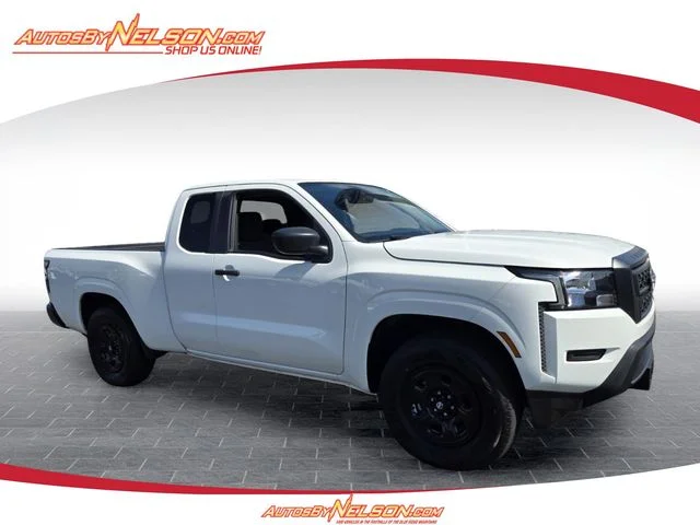 Used 2022 White Nissan S image 1