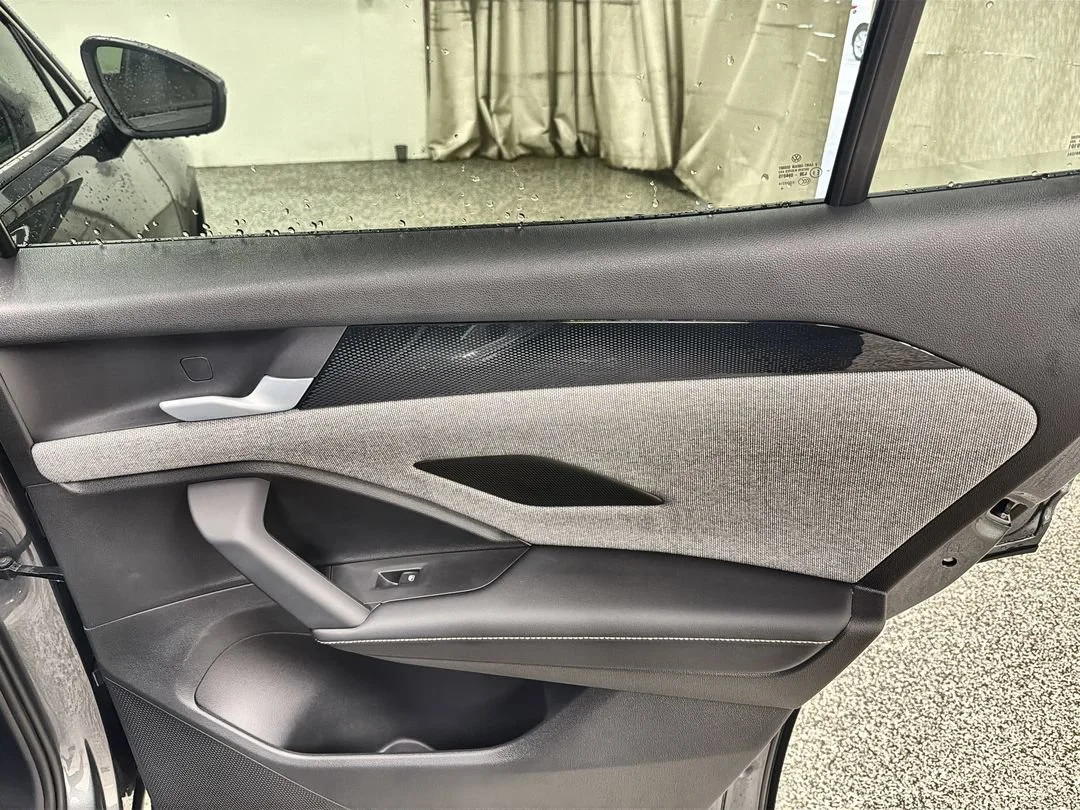 New 2026 Platinum Gray Metallic Volkswagen S image 17