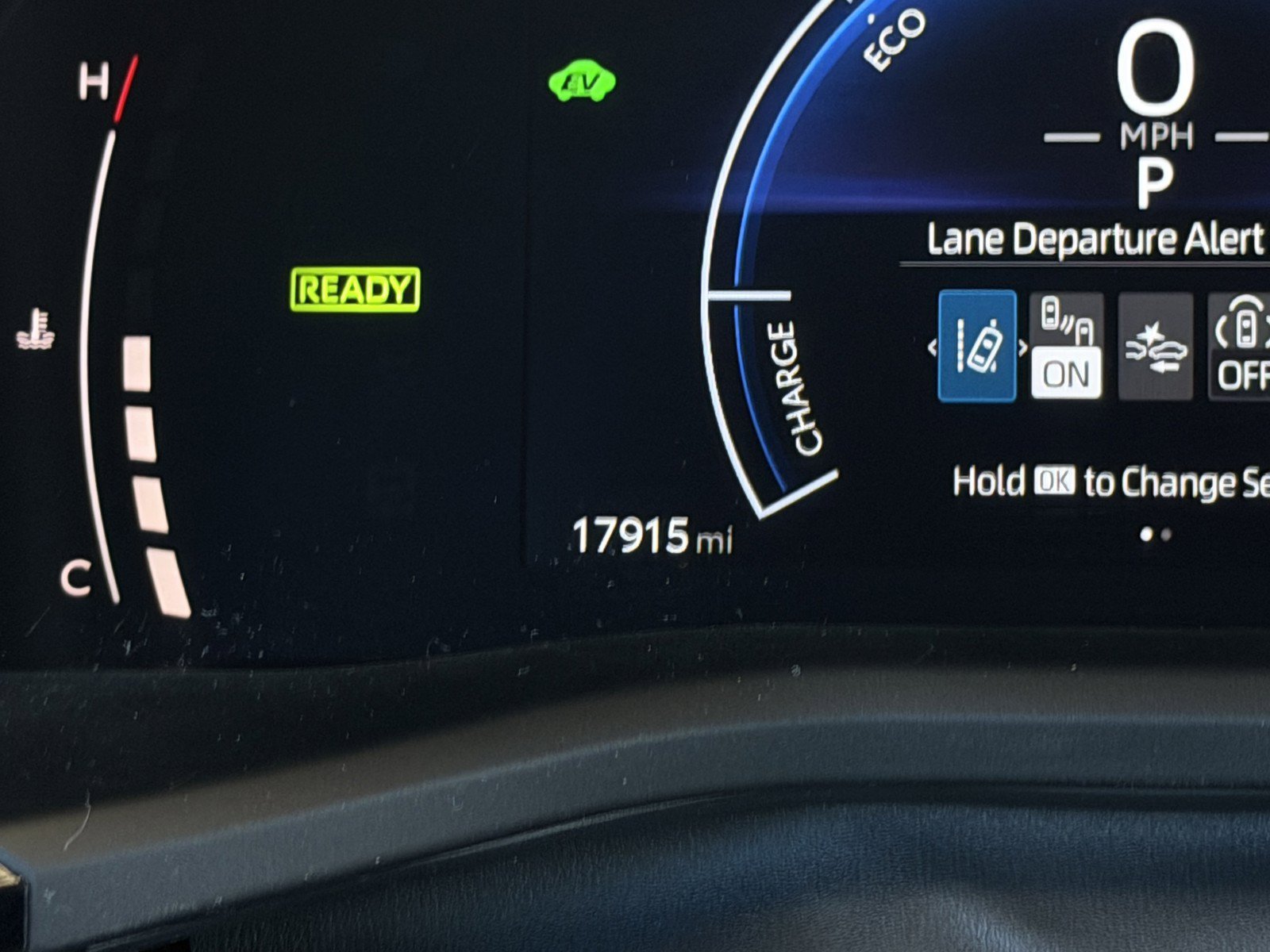 Used 2025 Ocean Gem Toyota SE image 15