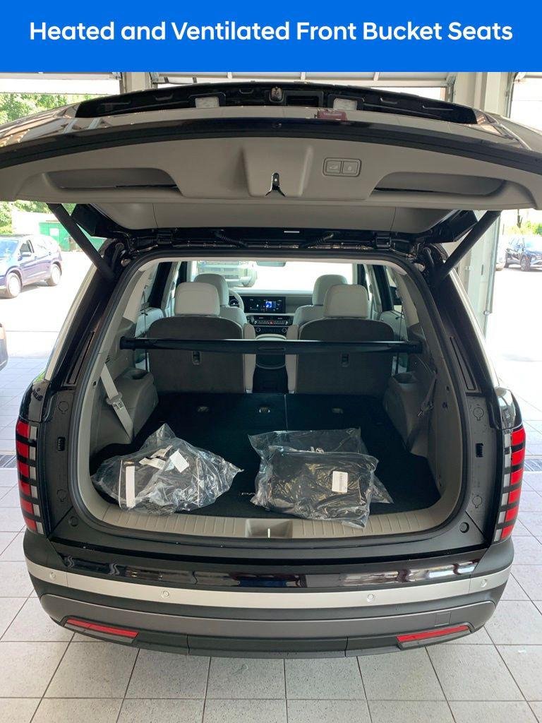 New 2026 Red Hyundai SEL Premium 7P image 9