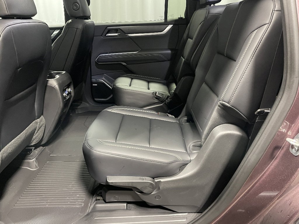 2026 GMC Acadia Elevation - Photo 11