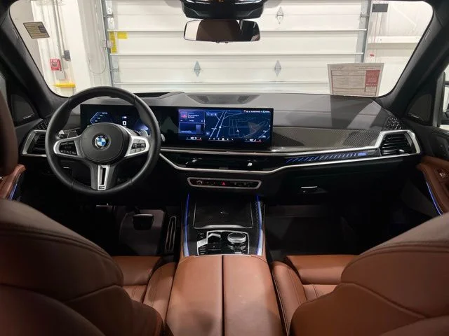 Used 2025 Gray BMW M60i image 12