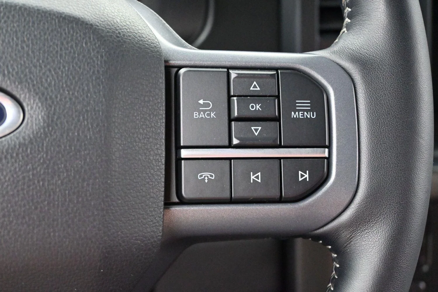 Used 2024 Agate Black Ford LARIAT image 17