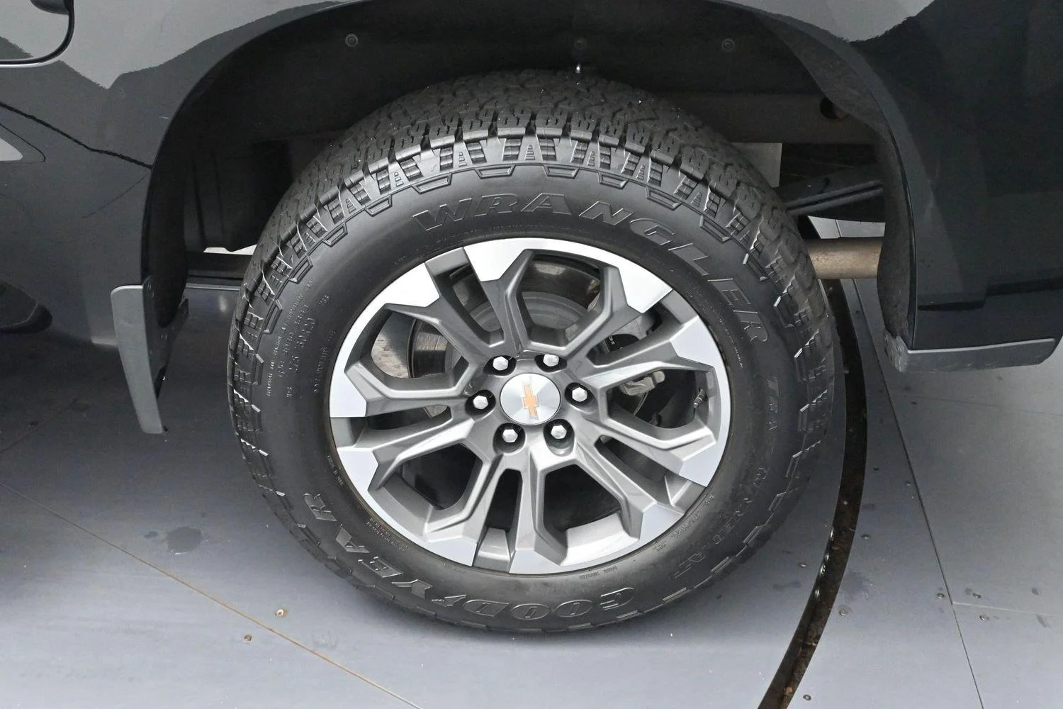 Used 2026 Black Chevrolet High Country image 31