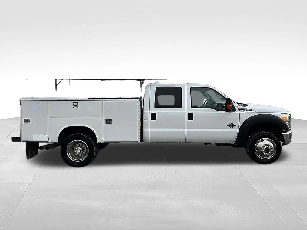 Used 2011 White Ford XLT image 4