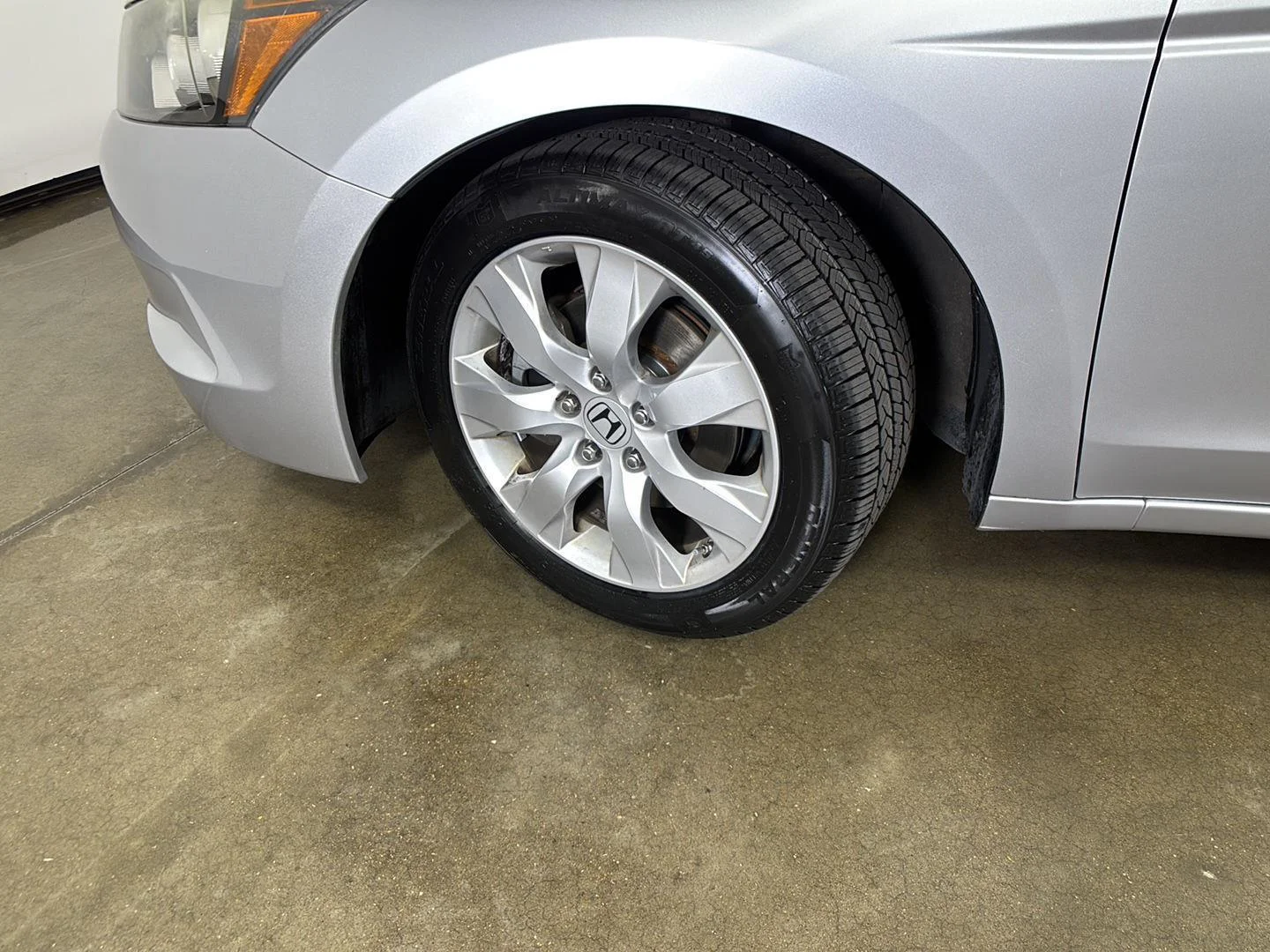 Used 2009 SILVER Honda EXL image 4