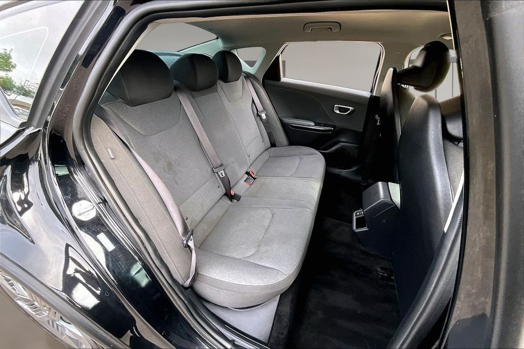 Used 2025 Black Kia LX image 29