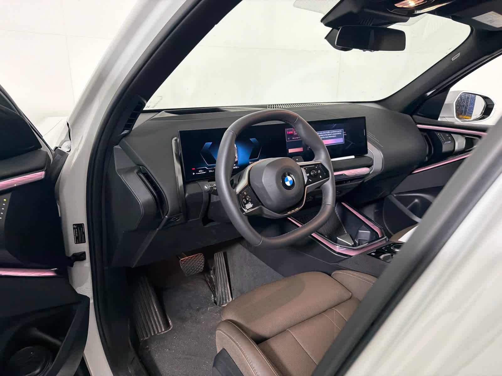 Used 2026 Mineral White Metallic BMW 30 xDrive image 12