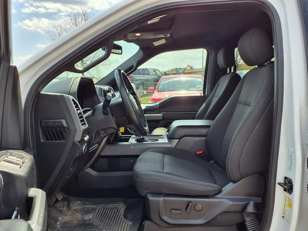 Used 2019 White Ford XLT image 14