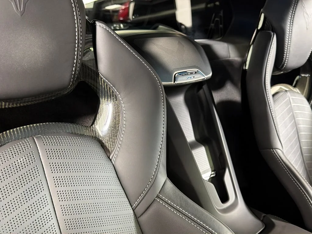 2023 Chevrolet Corvette 2LT - Photo 34