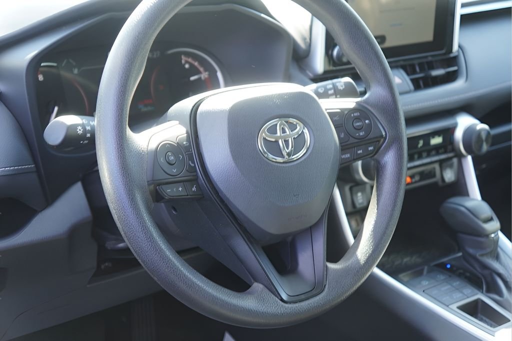 Used 2025 Silver Sky Metallic Toyota LE image 11