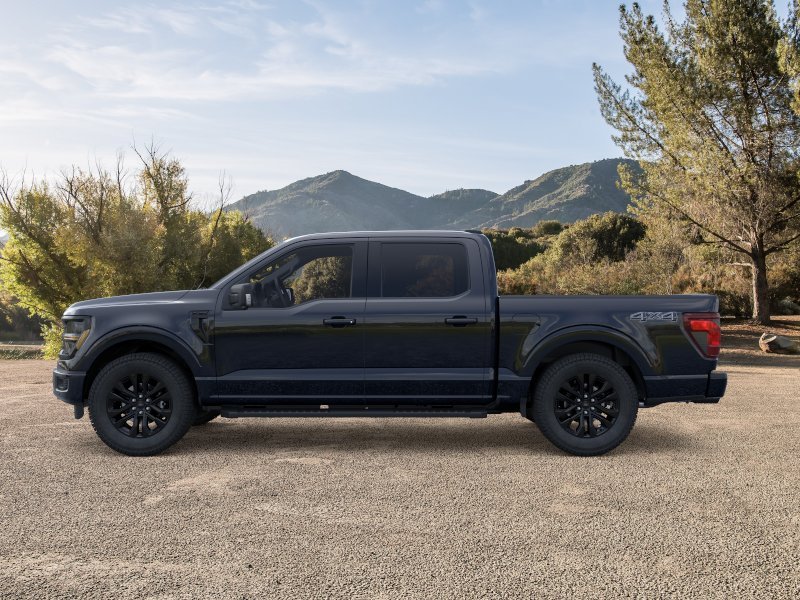 New 2026 Agate Black Metallic Ford XLT image 33