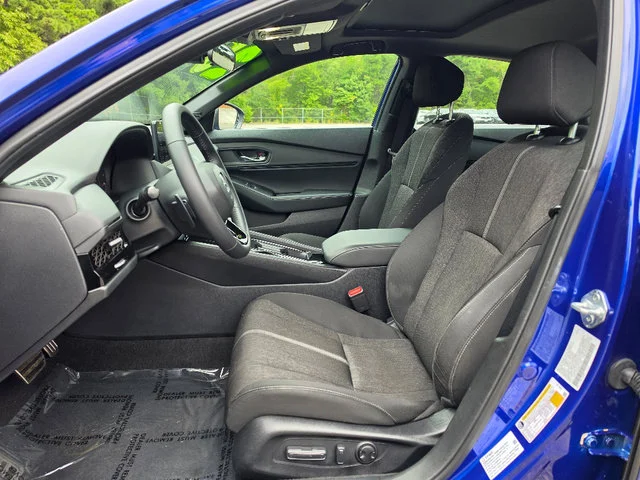 Certified Used 2025 Still Night Pearl Honda Sport image 23