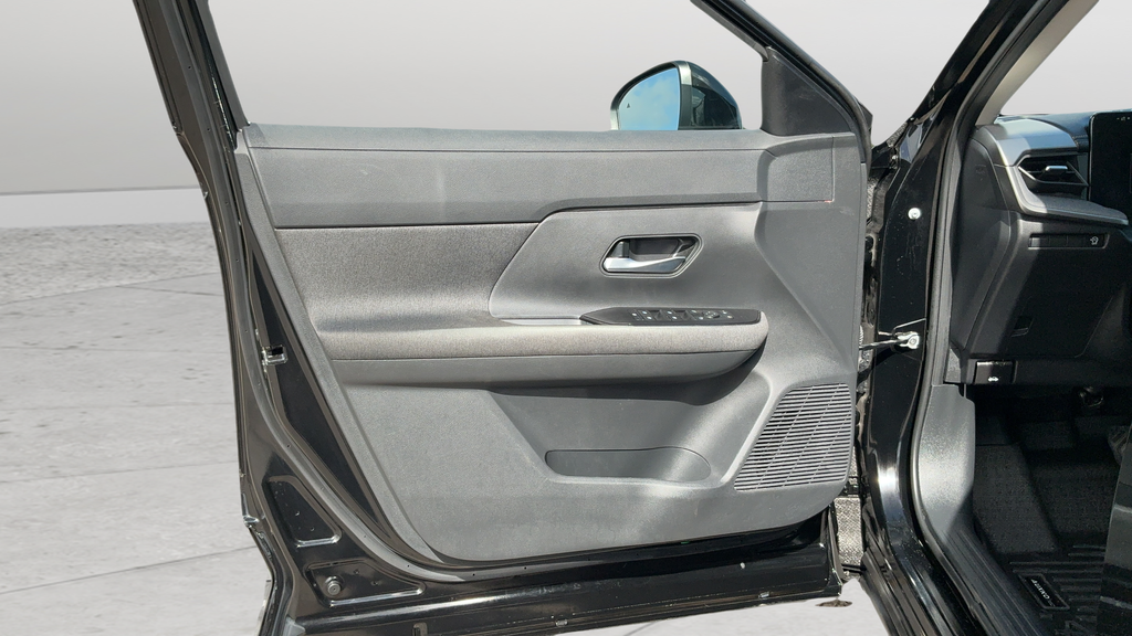 Used 2025 Black Nissan SV image 17