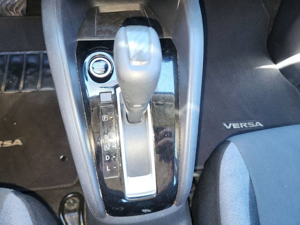 Used 2023  Nissan SV image 18