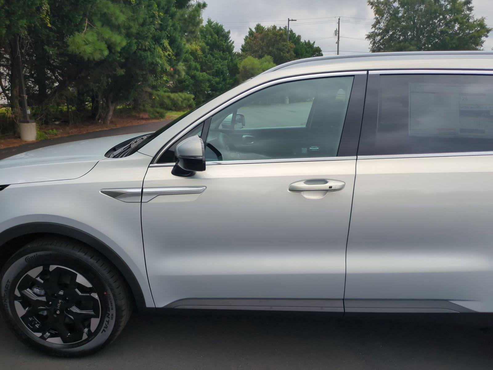 New 2026 Ivory Silver Kia S image 15