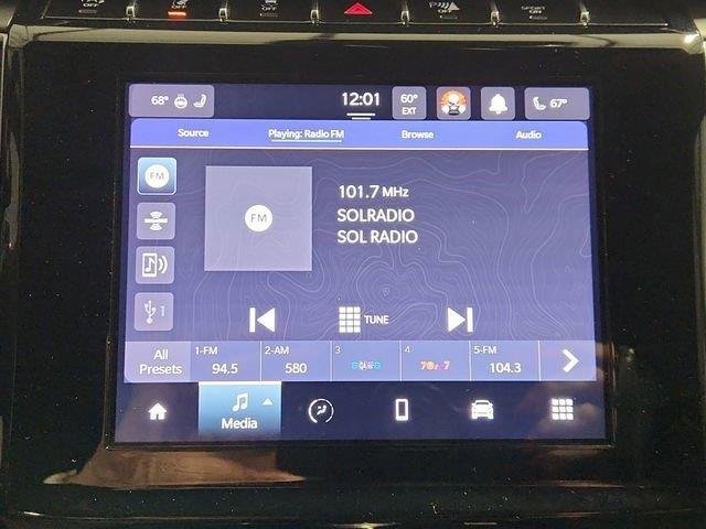 Used 2023 White Jeep Altitude image 13