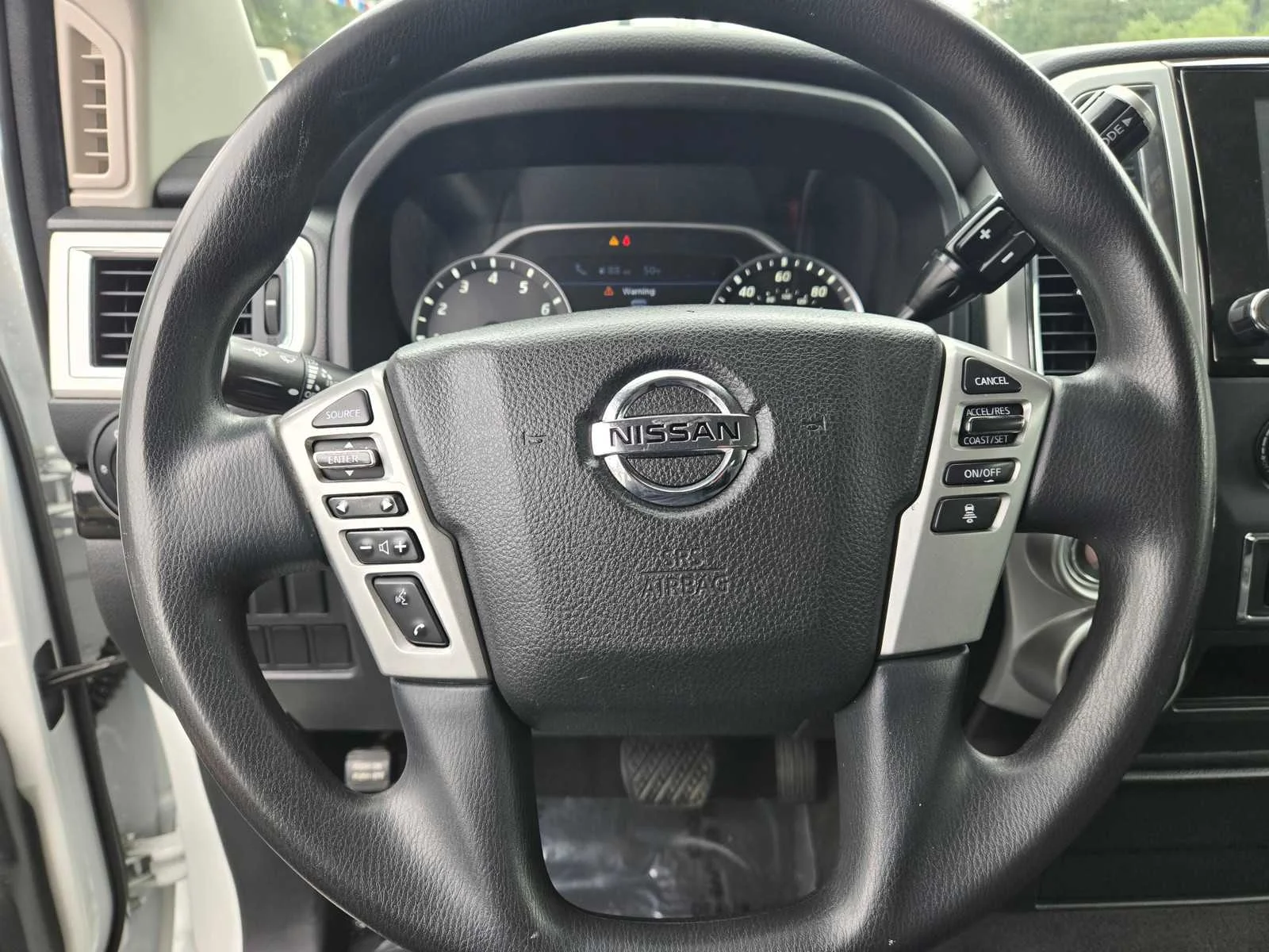 Used 2021  Nissan SV image 28