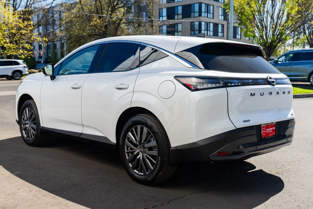 New 2026 Everest White Pearl TriCoat Nissan SL image 4