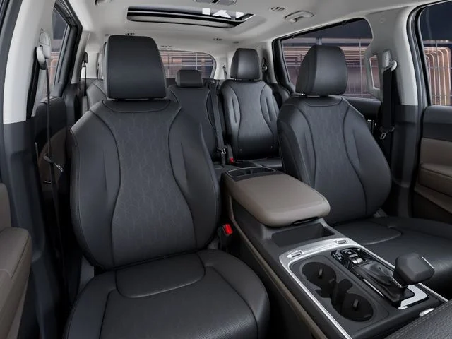 New 2027 Ceramic Silver Kia SX image 15