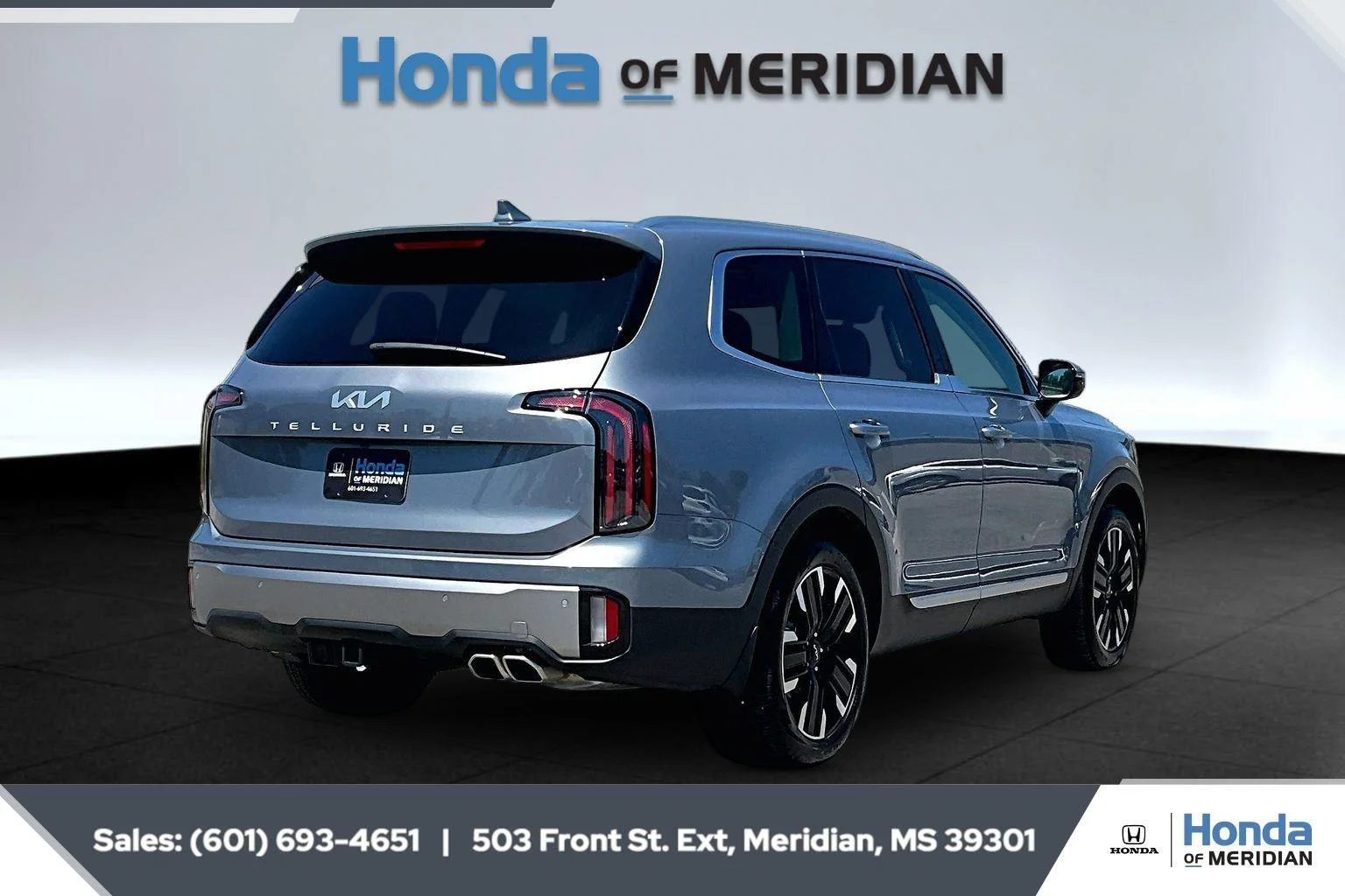 Used 2025 Everlasting Silver Kia SX image 11
