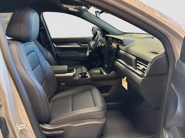New 2027 Riverstone Metallic GMC Elevation image 16