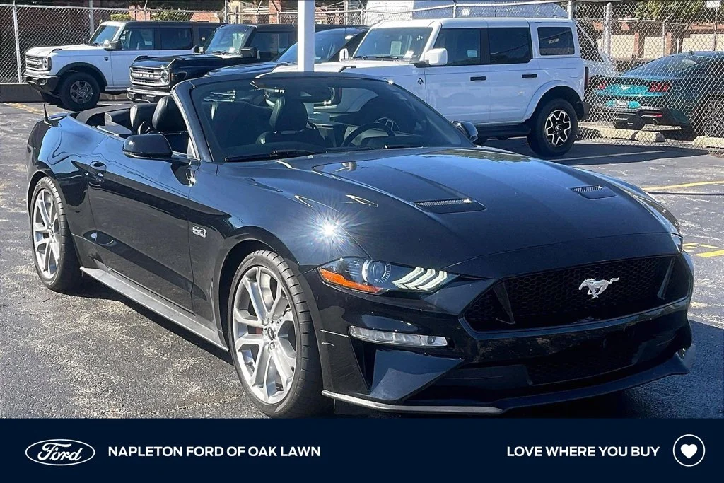 Used 2020 Shadow Black Ford GT Premium image 1